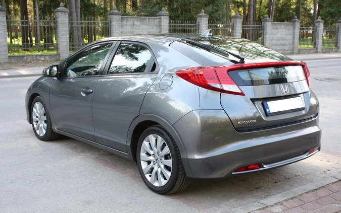 Honda Civic cena 36900 przebieg: 145000, rok produkcji 2012 z Piaseczno małe 254